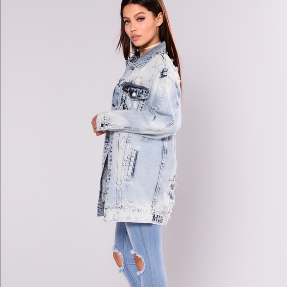 FashionNova Avery Abstract Distressed Denim Jacket - Picture 4 of 8